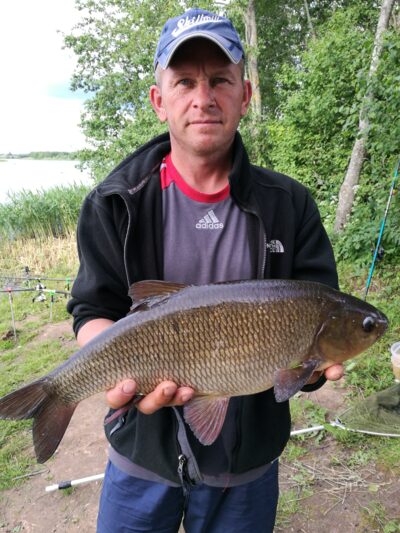 Mekne, 2,3 kg