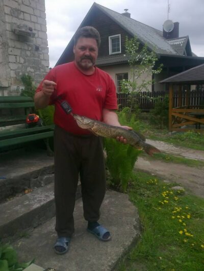 Lydeka, 1,7 kg — Galvė