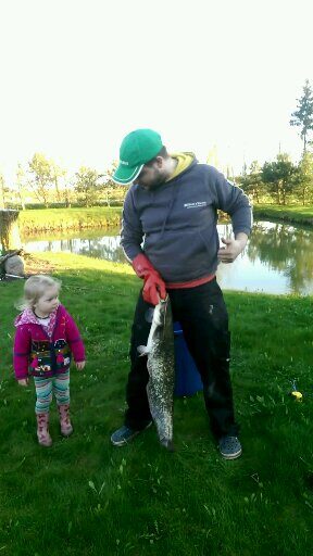 šamas, 4,7 kg