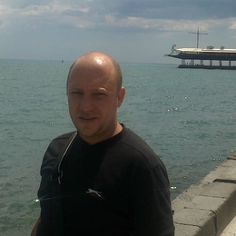 Žvejas(-ė) tamosiunast