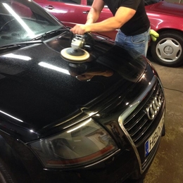 Žvejas(-ė) svari.masina